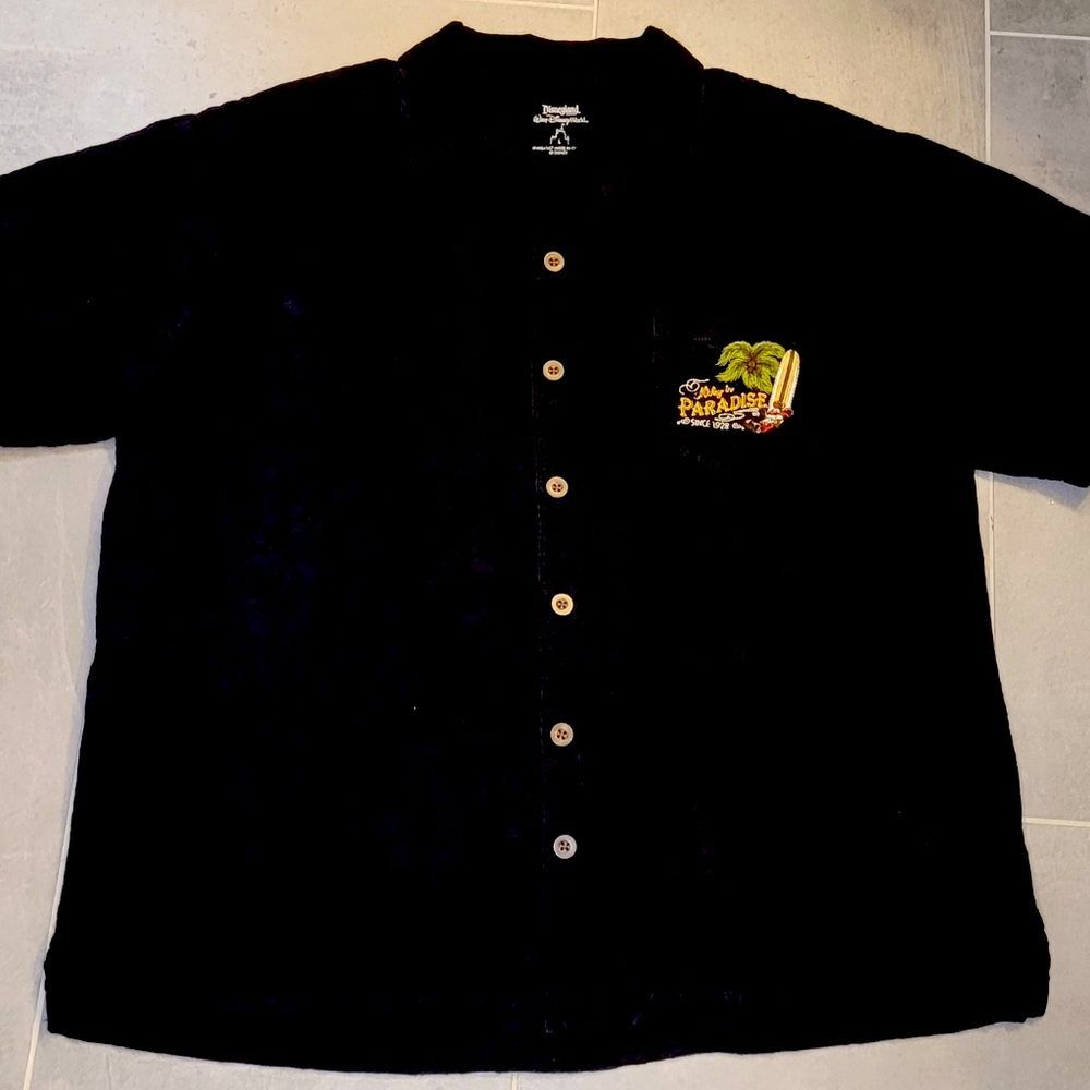 DISNEY Authentic MICKEY IN PARADISE Mens Shirt LRG